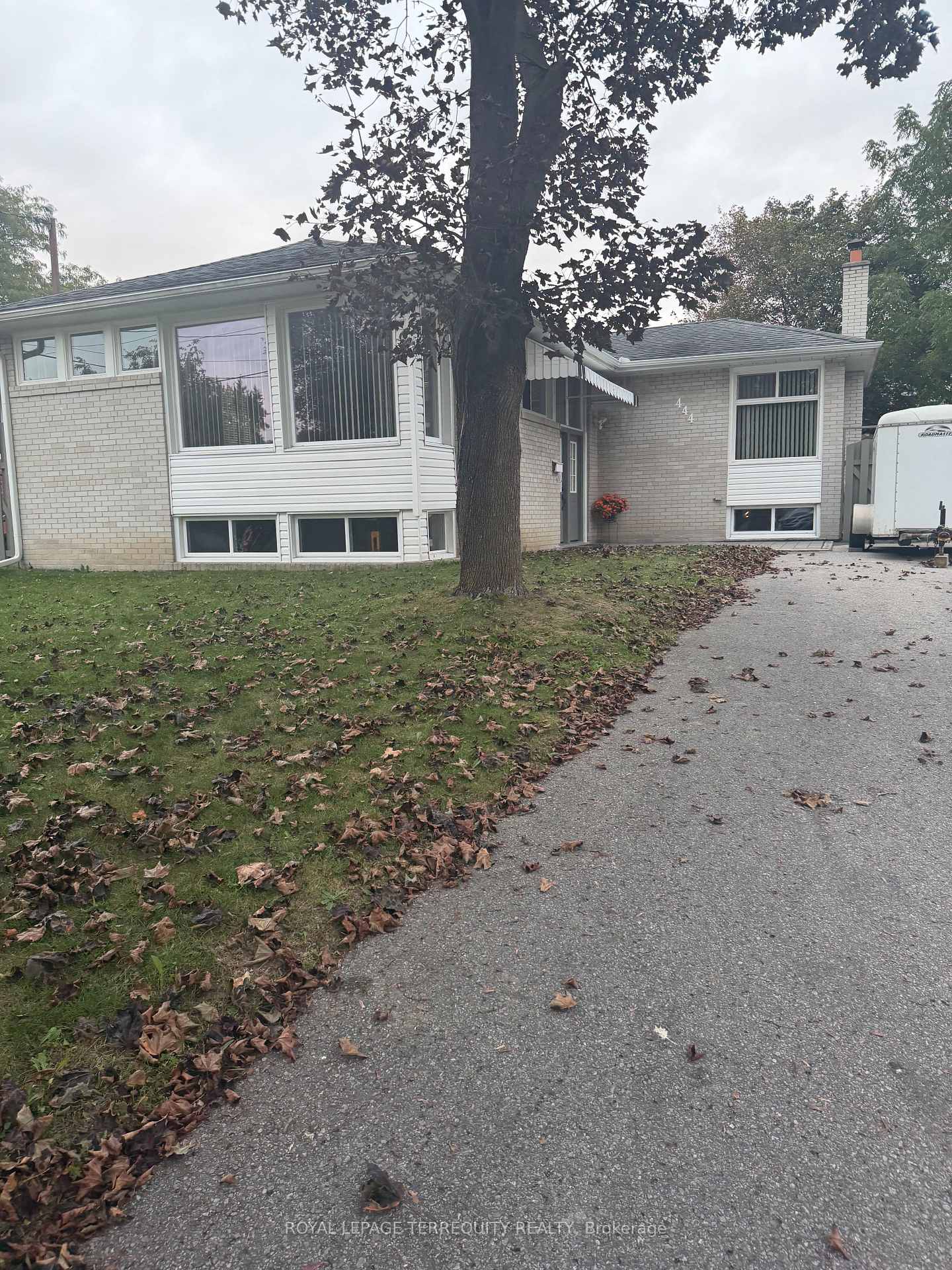 444 Osiris Drive, Richmond Hill, ON L4C 2P9