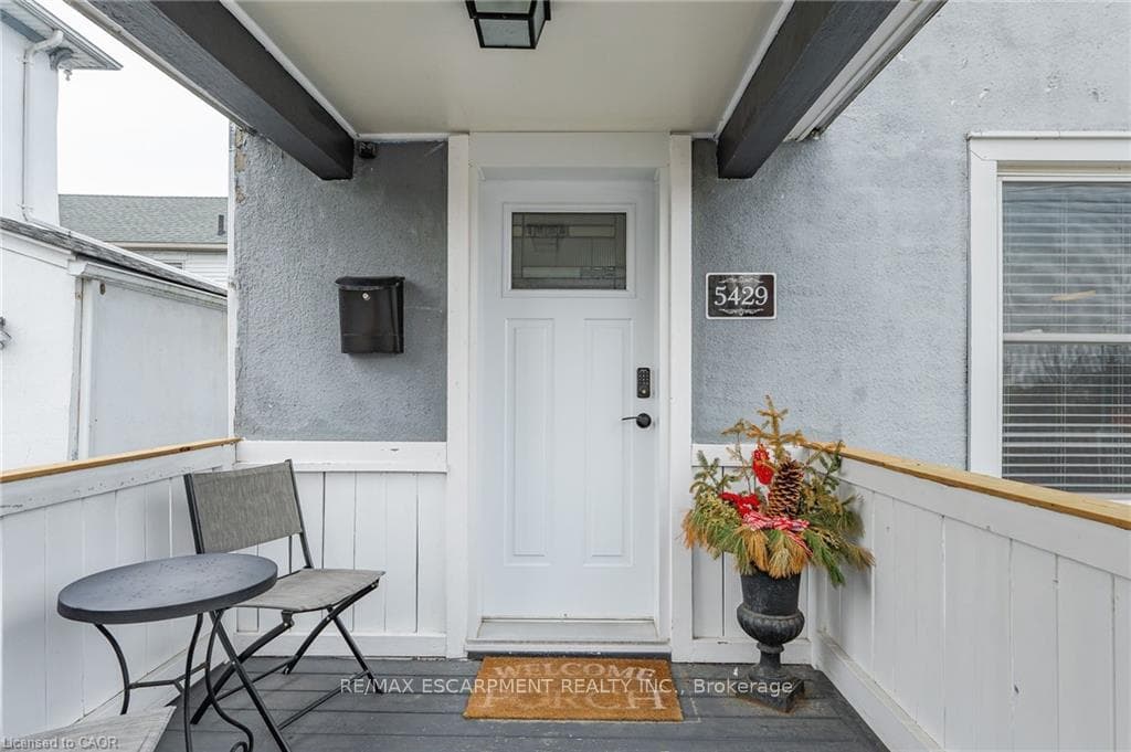 5429 Second Avenue, Niagara Falls, ON L2G 3M1
