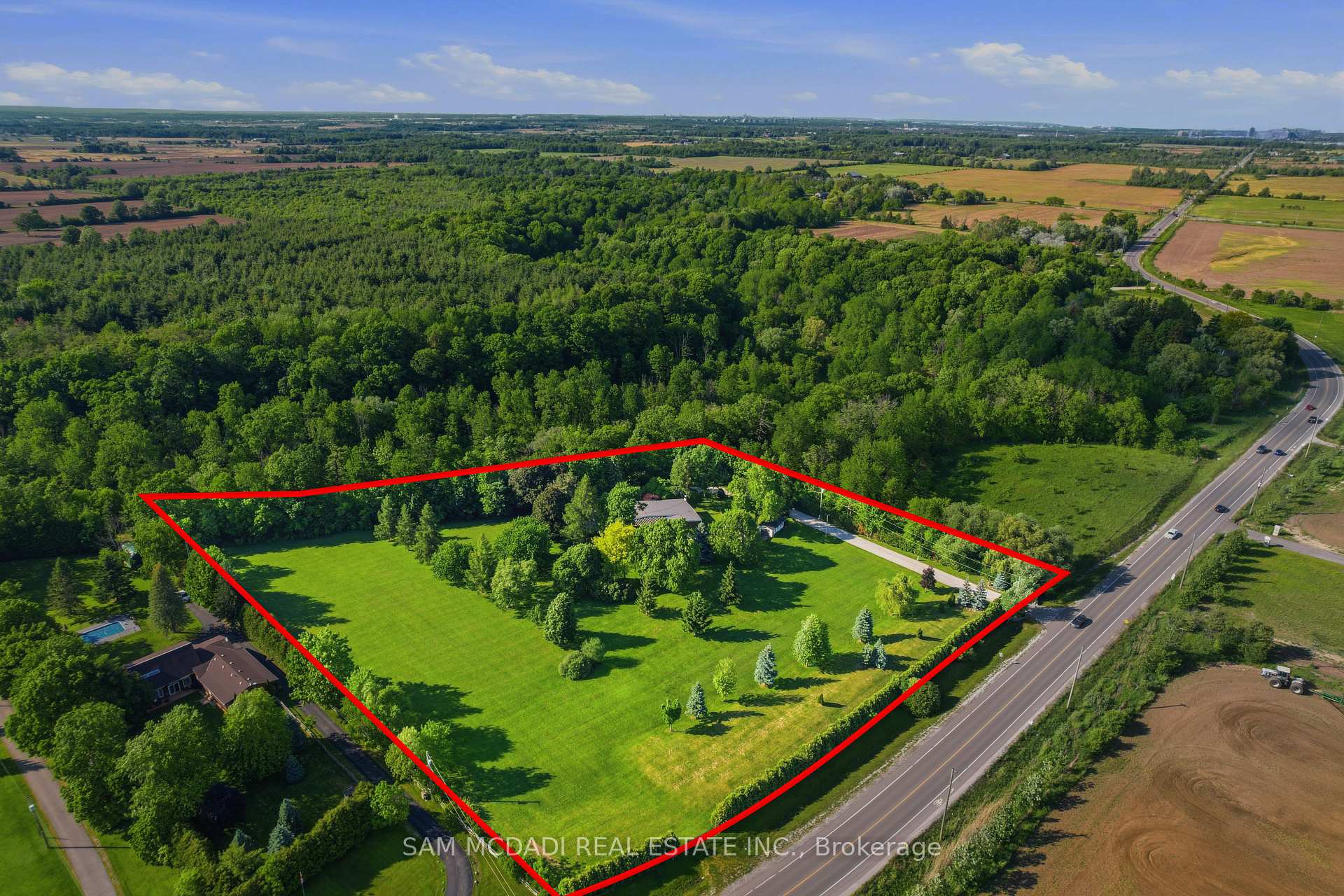 825 Lower Base Line W, Milton, ON L9E 0T3