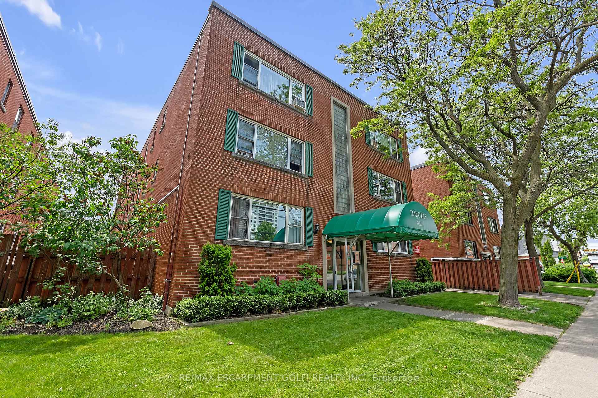 836 CONCESSION Street 309, Hamilton, ON L8V 1E2