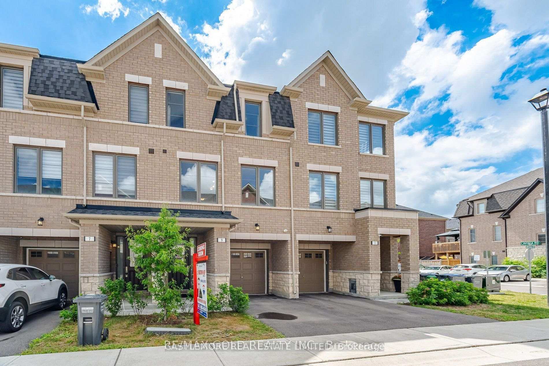 7 Arcola Street, Brampton, ON L6P 4N6