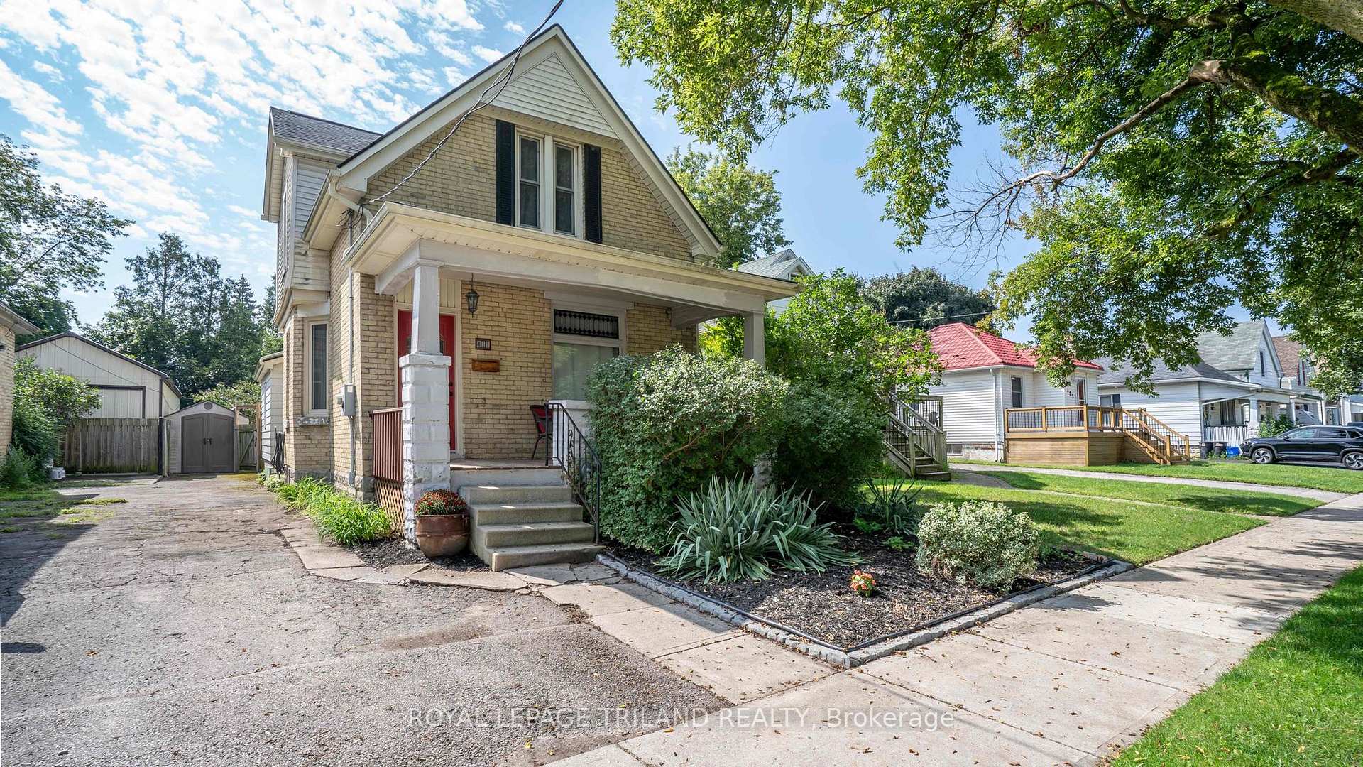 411 SALISBURY Street, London East, ON N5Y 3B3