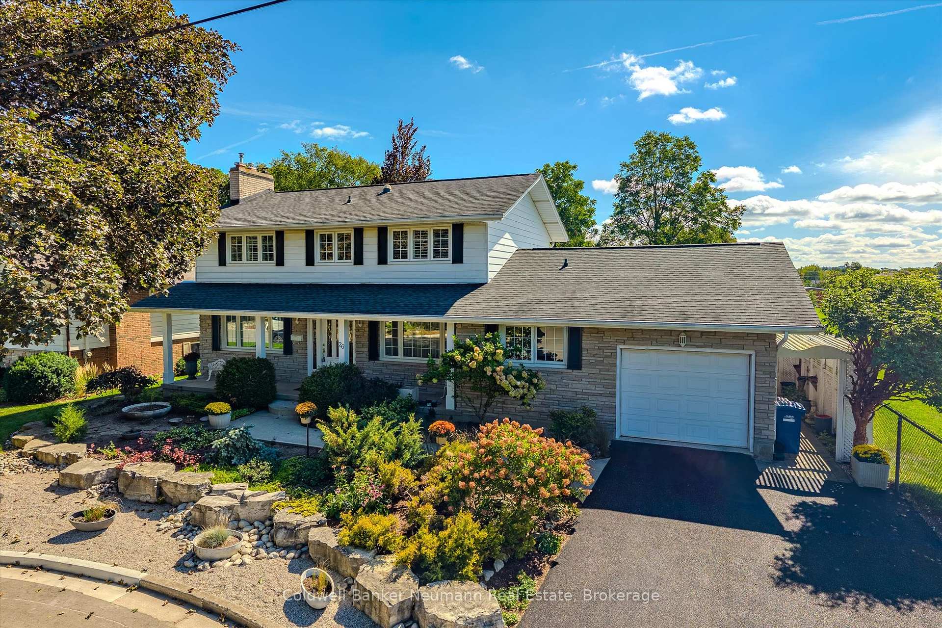 26 Maplewood Drive, Guelph, ON N1G 1L8