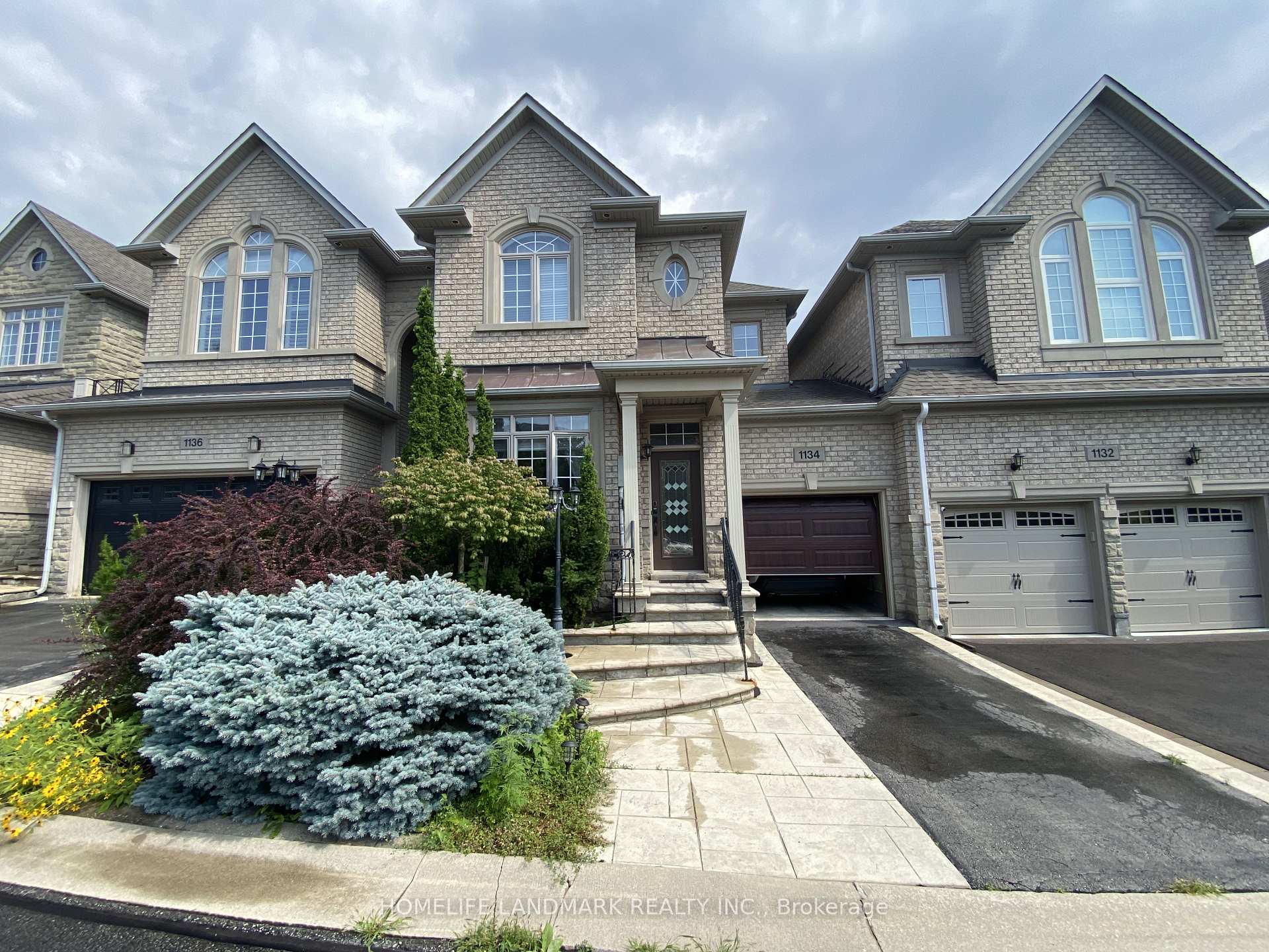 1134 Woodington Lane Walkout Basement, Oakville, ON L6H 7T9