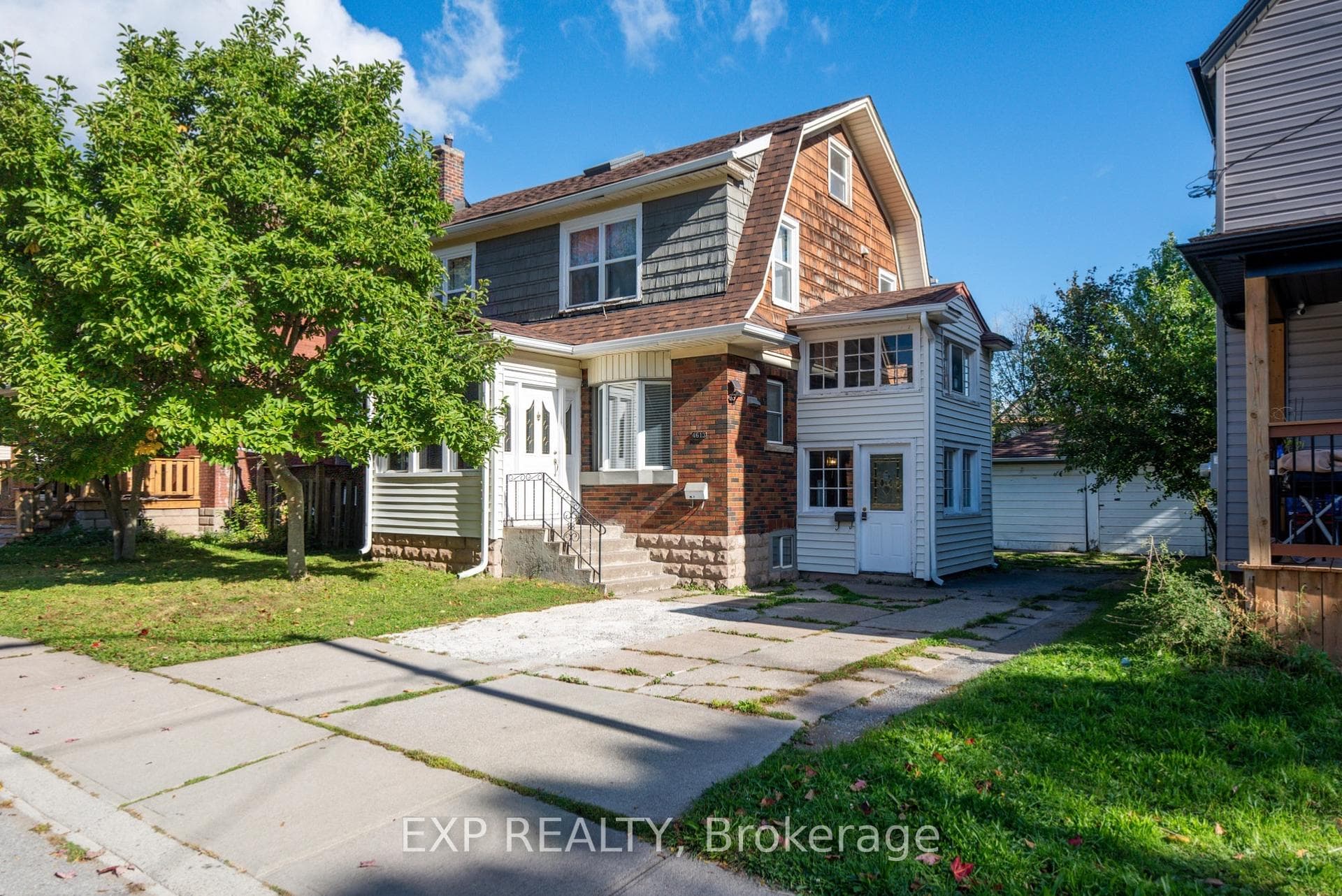 4613 Ryerson Crescent, Niagara Falls, ON L2E 1E4