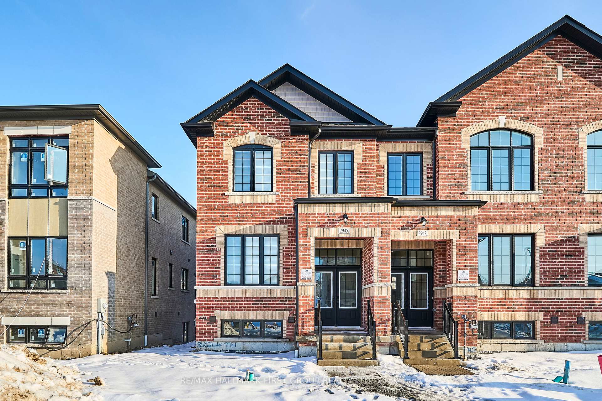 2945 Starlight Drive, Pickering, ON L1V 2P8