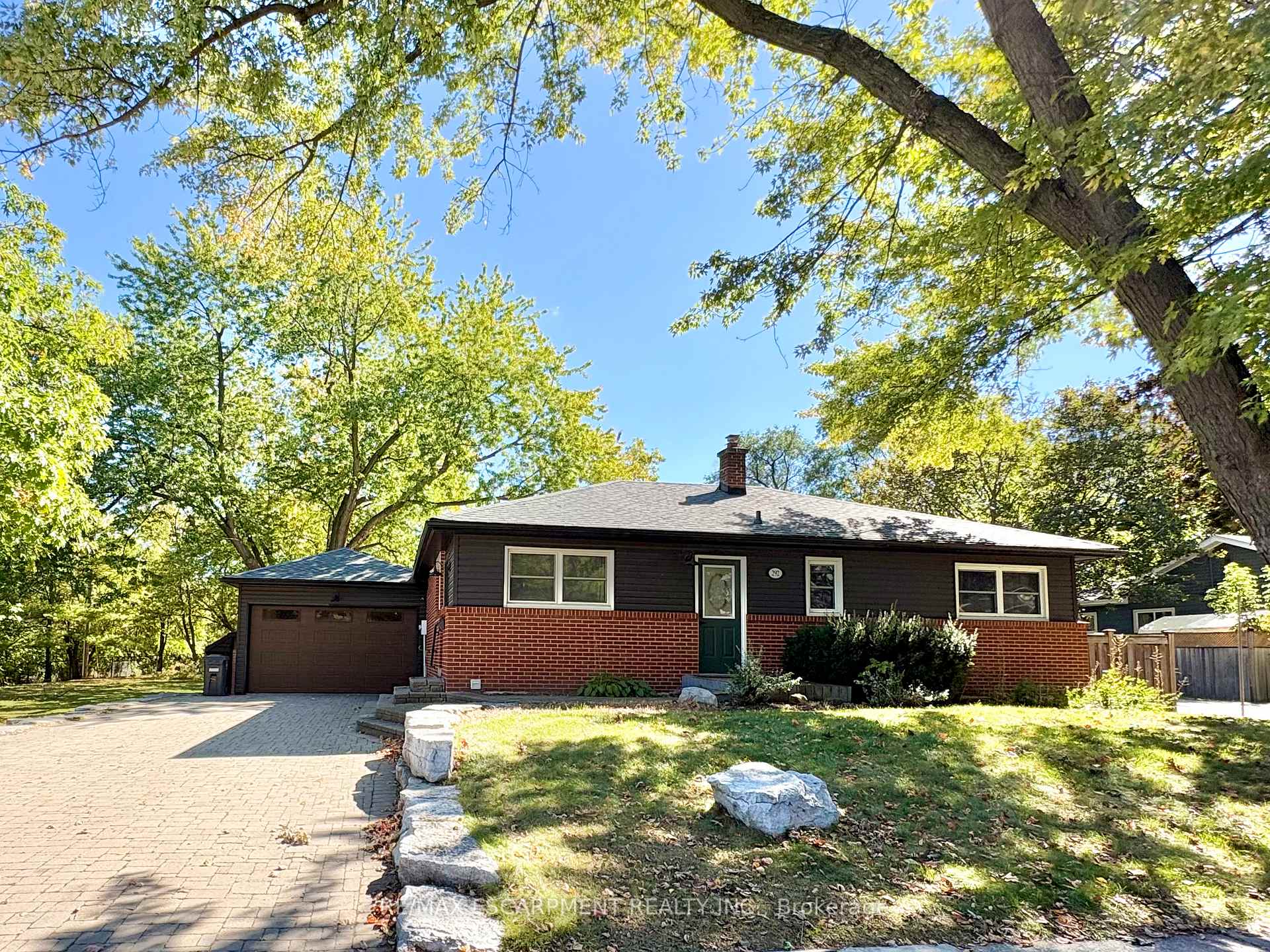 292 Woodward Avenue Lower, Milton, ON L9T 1V2