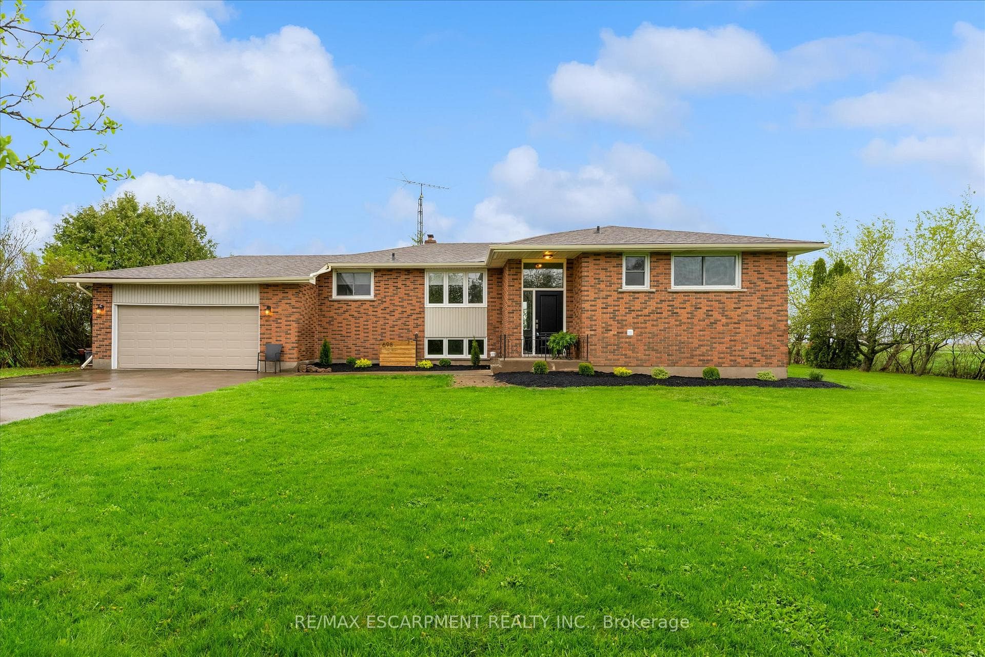 698 Concession 6 Road, Niagara-on-the-Lake, ON L0S 1J0