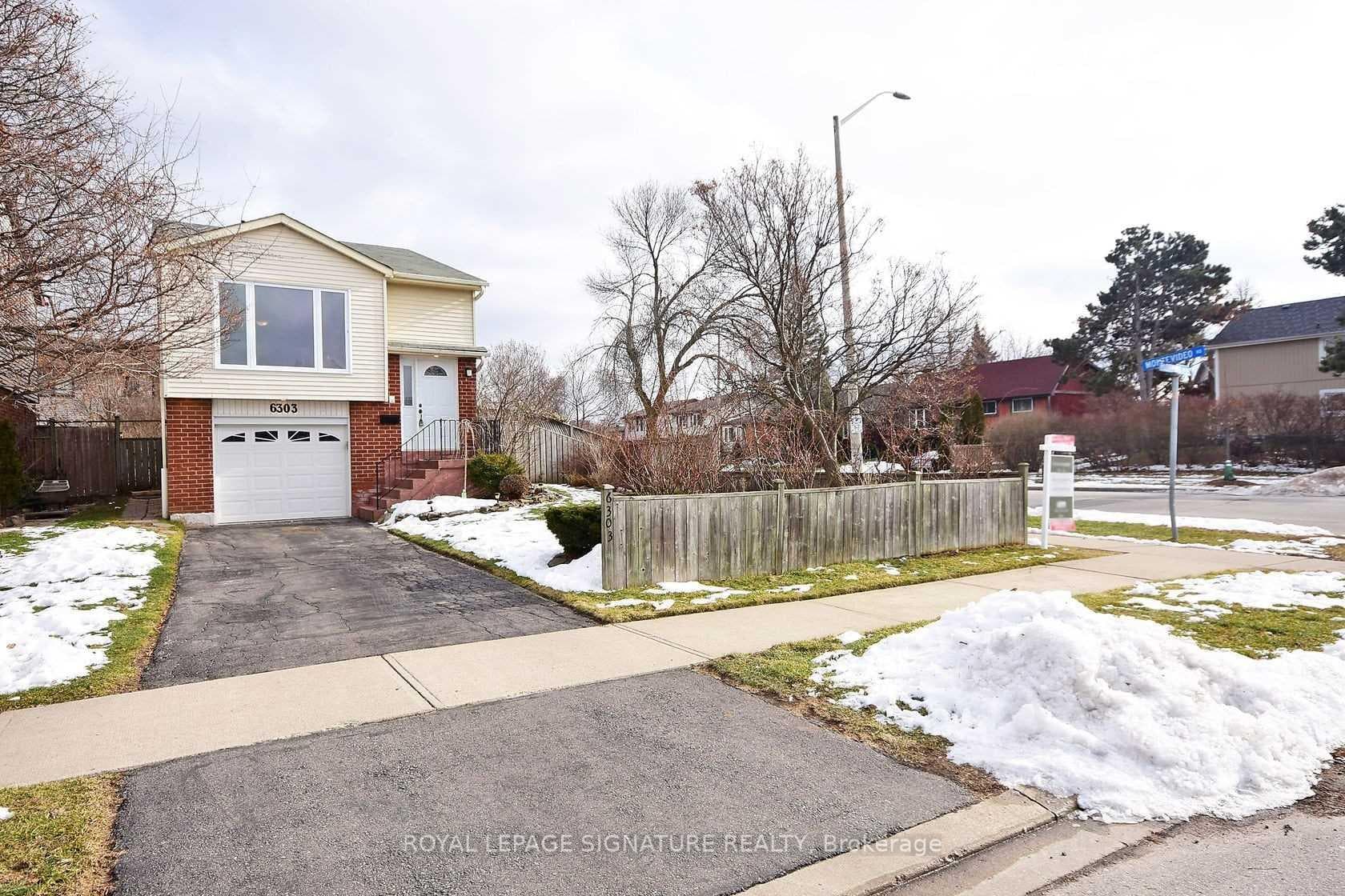 6303 Plowmans Heath, Mississauga, ON L5N 3W1