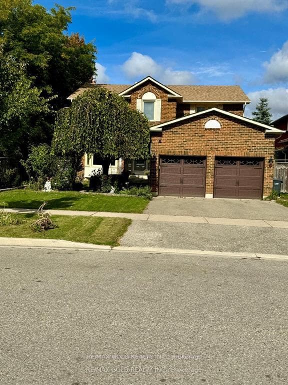 4 Hall Crescent Bsmt, Brampton, ON L6X 3J9