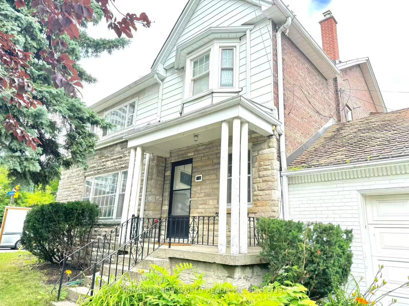 630 Lonsdale Road Main FL, Toronto, ON M5P 1R8