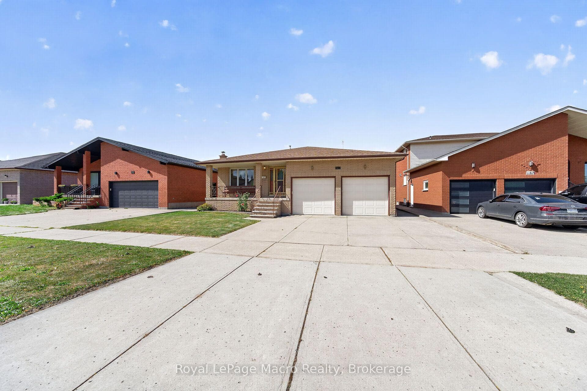 1163 Greenhill Avenue, Hamilton, ON L8G 4X1