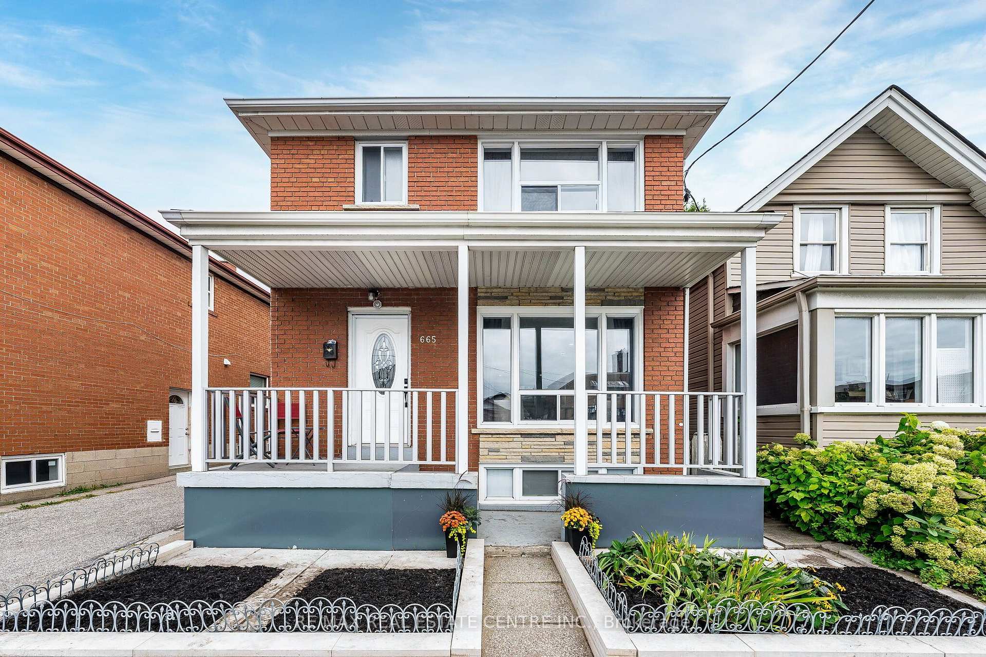 665 Jane Street, Toronto, ON M6N 4A6