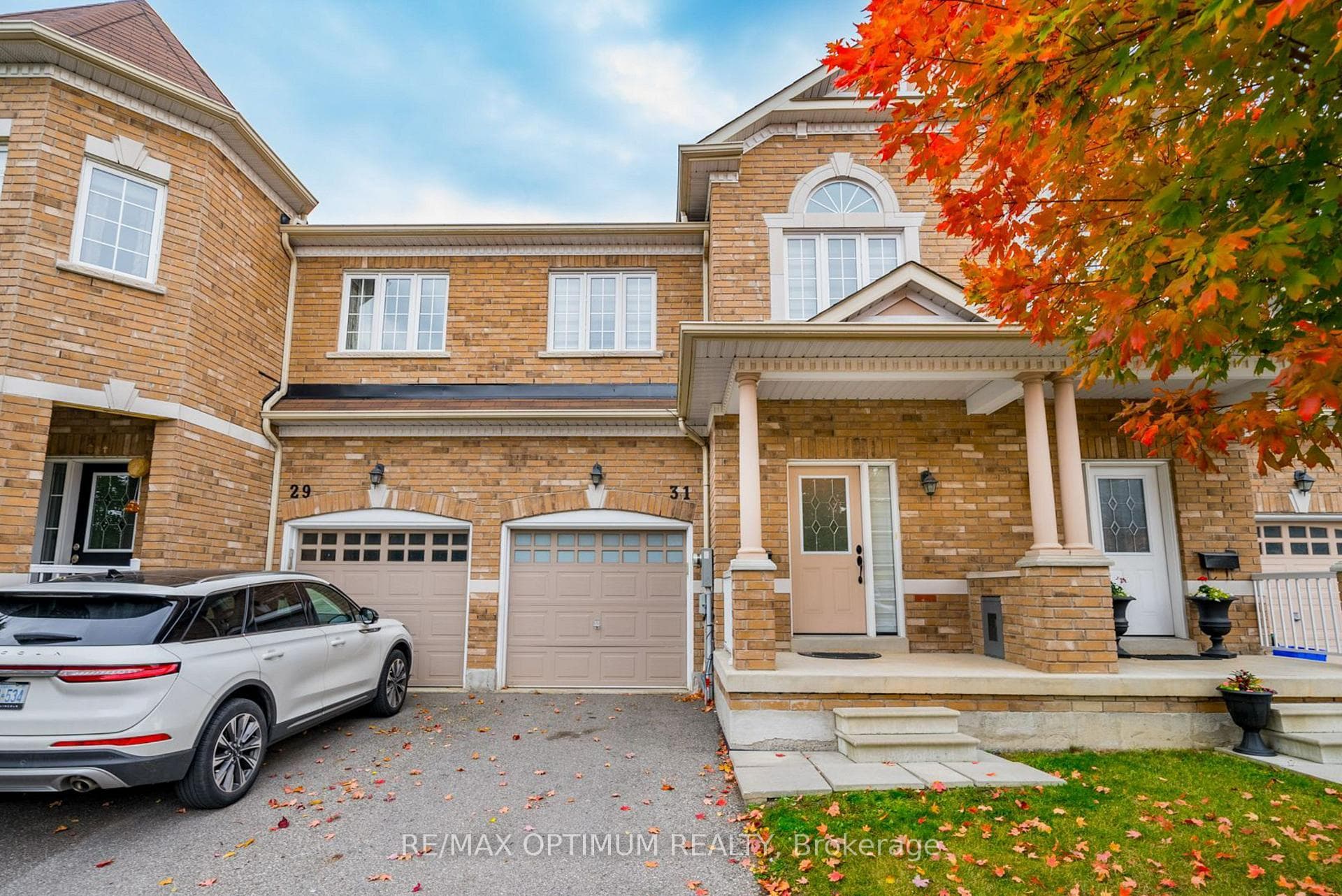 31 Keywood Street, Ajax, ON L1Z 2E5