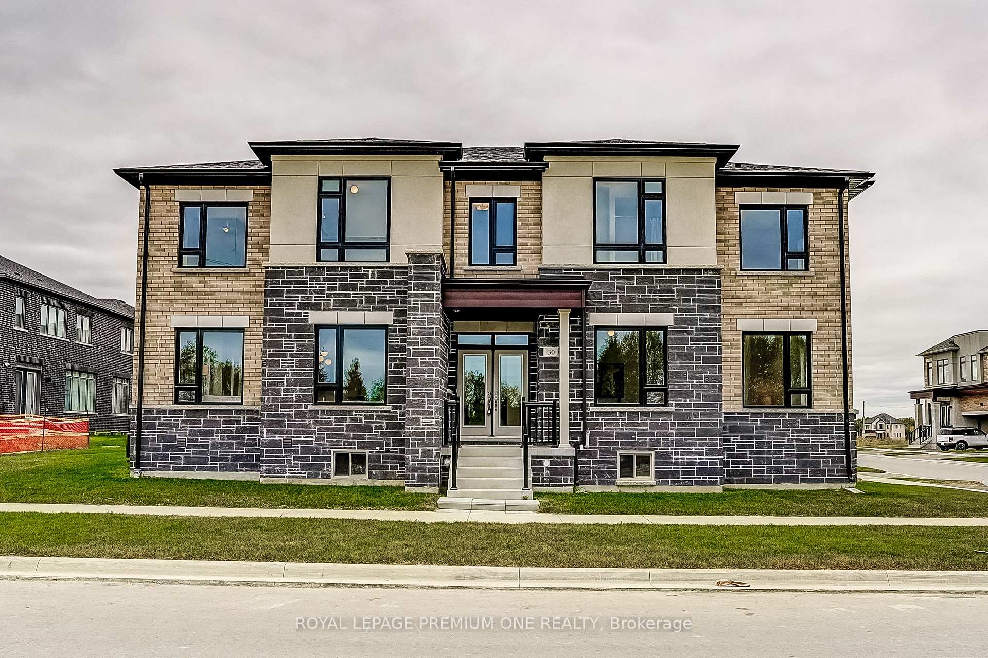 30 Percheron Court, Markham, ON L6C 3T9