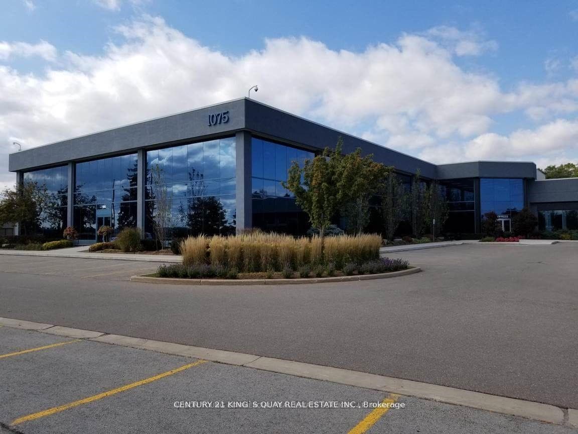 1075 North Service Road W 111, Oakville, ON L6M 2G2