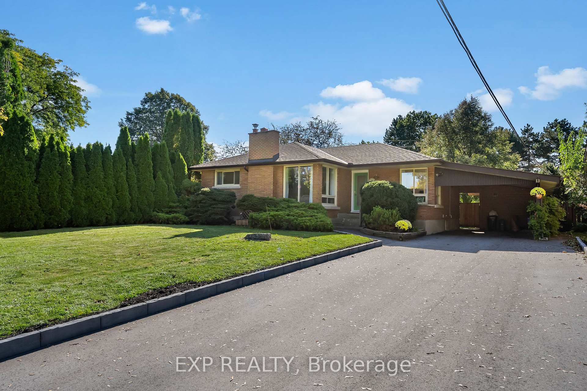 13 Ridley Heights Road, St. Catharines, ON L2S 2H9