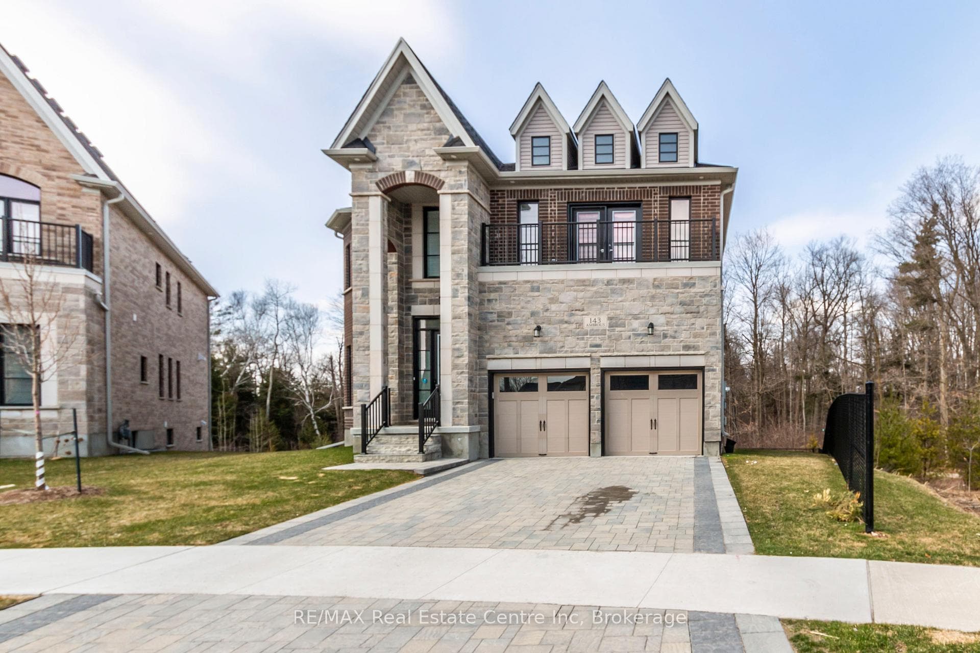 143 E Ambrous Crescent, Guelph, ON N1L 1H6