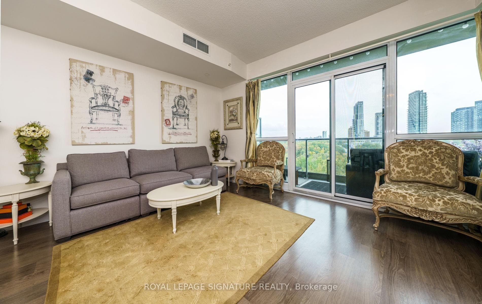 160 Vanderhoof Avenue 618, Toronto, ON M4G 0B7