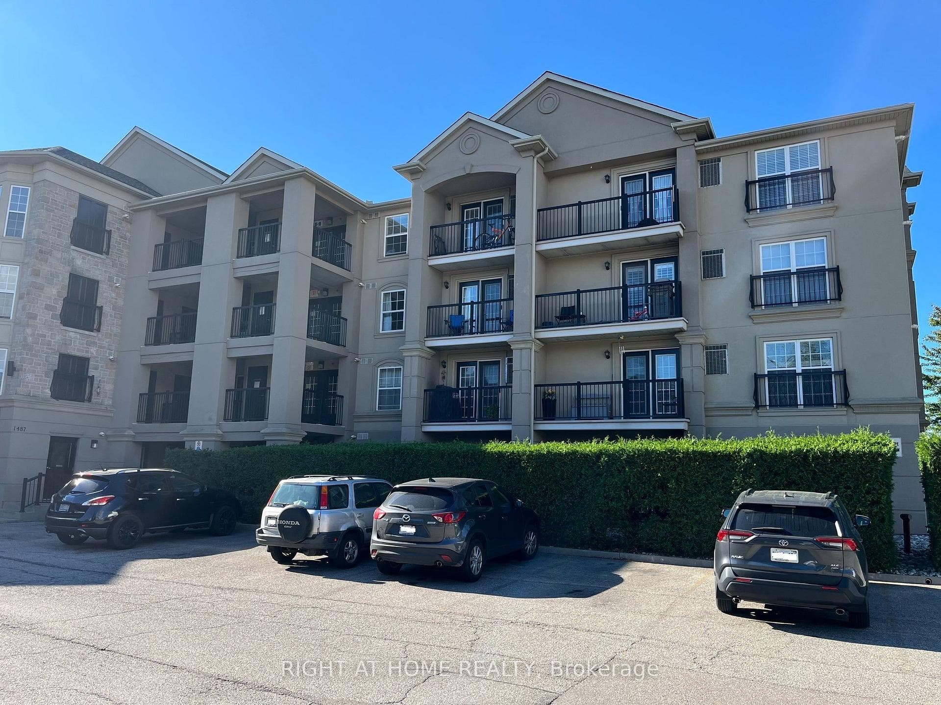 1487 Maple Avenue 401, Milton, ON L6T 0B7