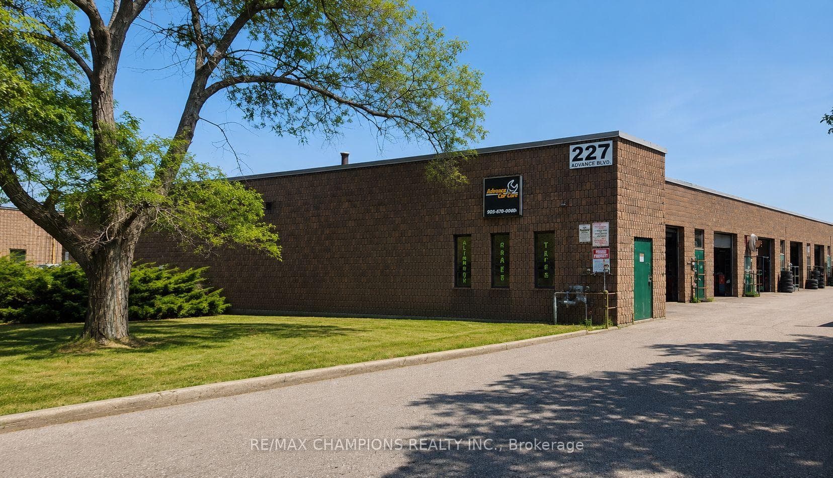 227 Advance Boulevard 8, Brampton, ON L6T 4J2