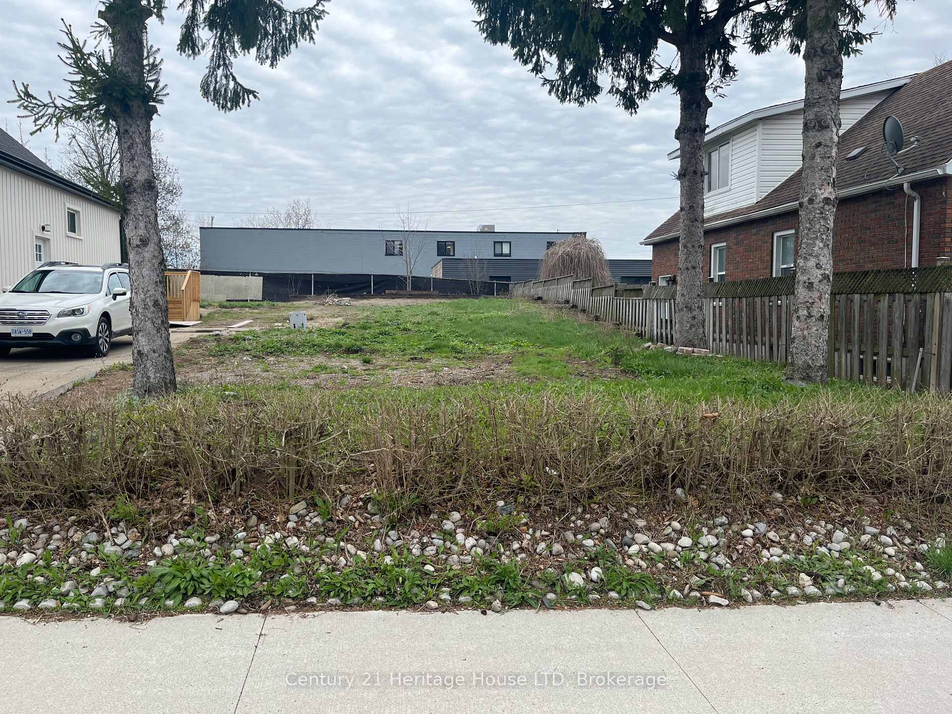 V/L Patricia Street, Thorold, ON L2V 3W1