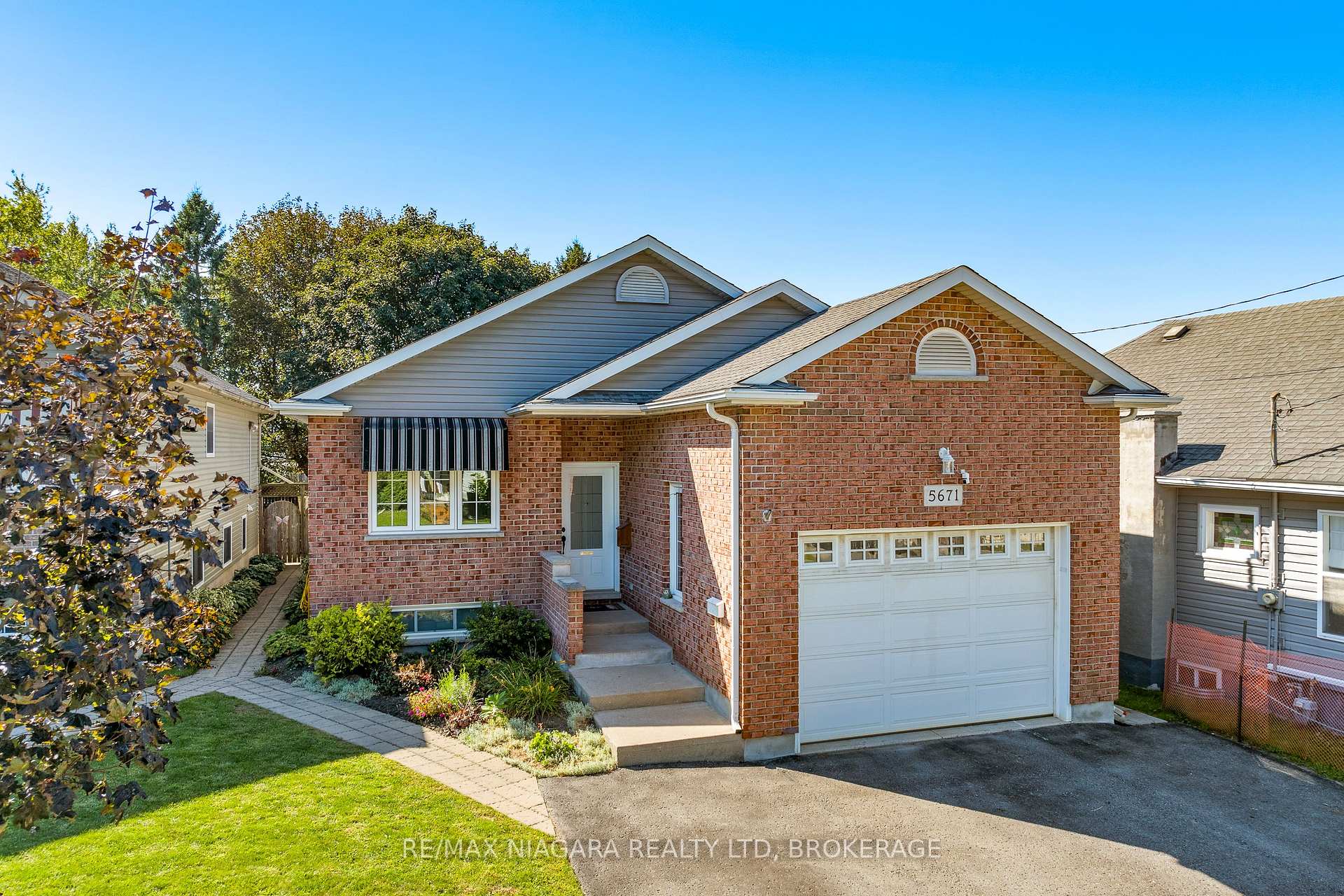 5671 Highland Avenue, Niagara Falls, ON L2G 4X2