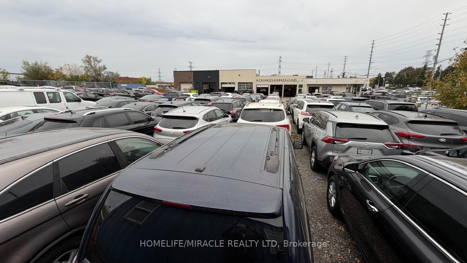 5657 Hwy 7 #4, Vaughan, ON L4L 1T7