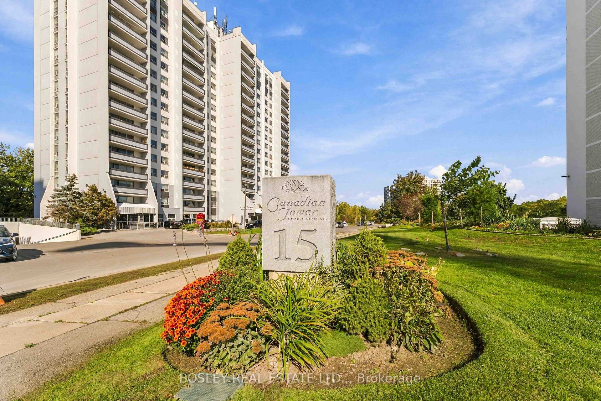 15 Towering Heights Boulevard, St. Catharines, ON L2T 3G7