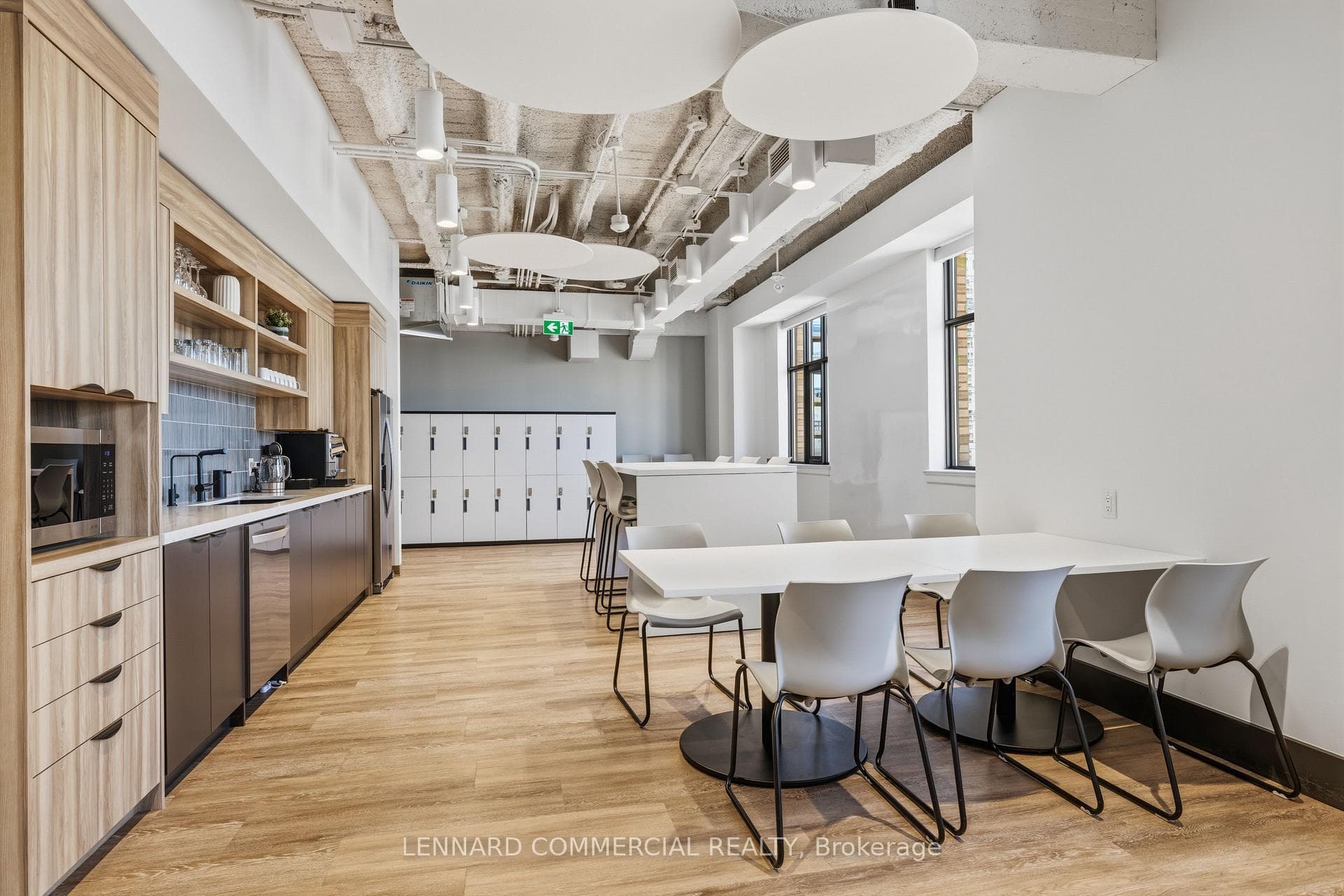 80 Richmond Street W 1900, Toronto, ON M5H 2A4