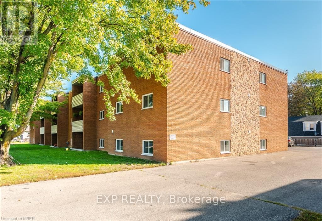 529 Elm Street 23, Port Colborne, ON L3K 5W6