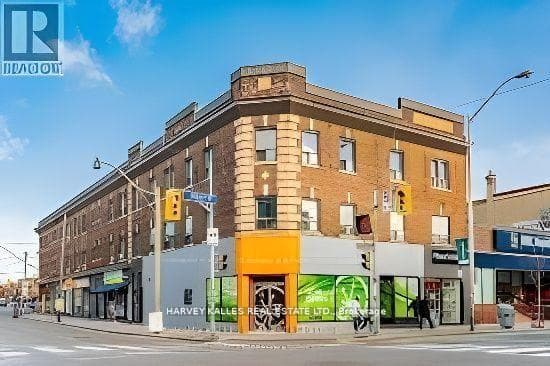 741 Dovercourt Road 301, Toronto, ON M6H 2X1