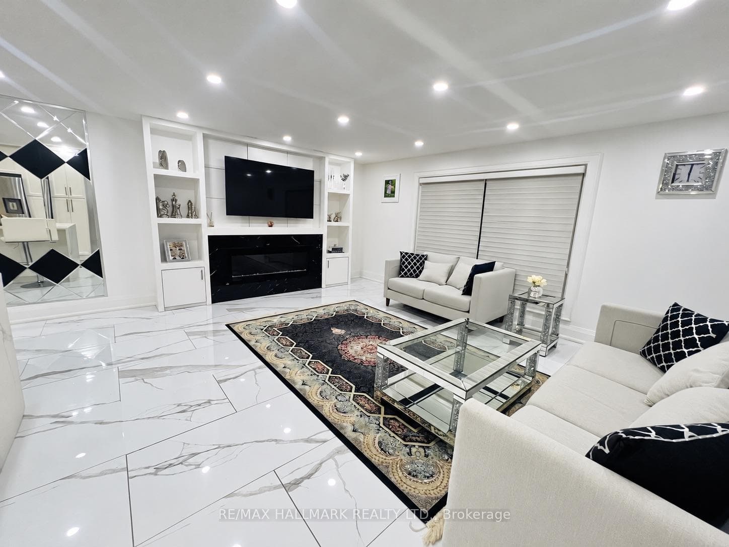 300 Tipperary Street, Oshawa, ON L1J 6Y1