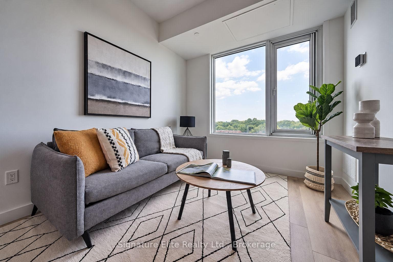 2382 Kingston Road 603, Toronto, ON M1N 0C5