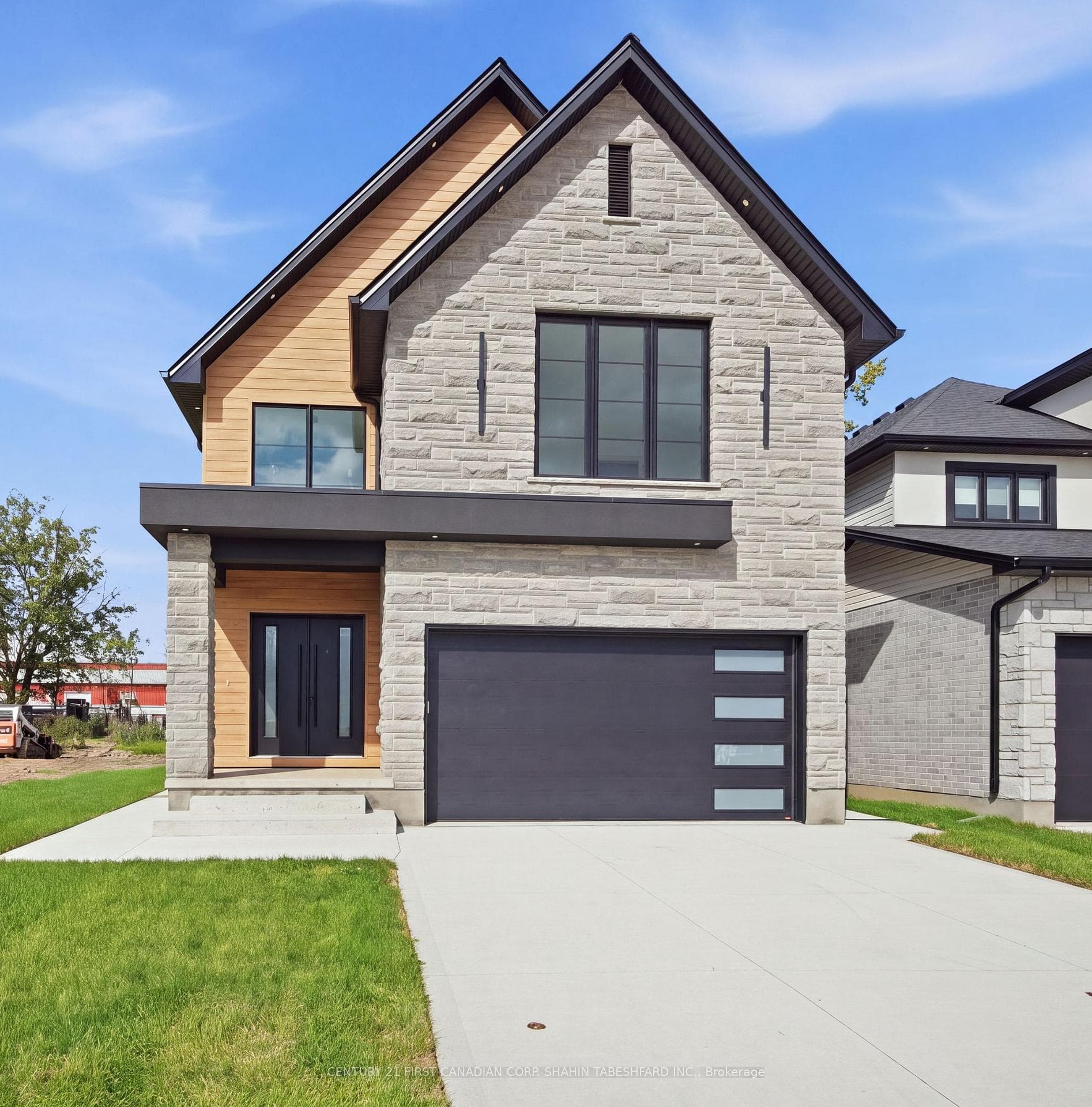 216 Knott Drive, London South, ON N6L 0G6