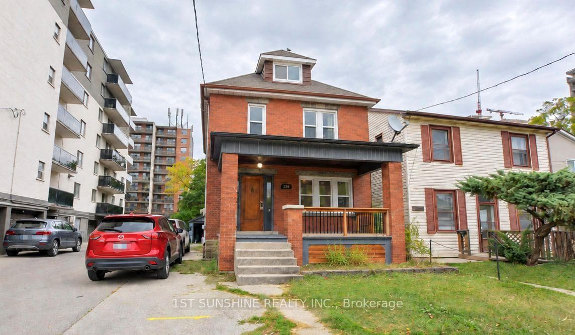 230 Duke Street, Hamilton, ON L8P 1Y3
