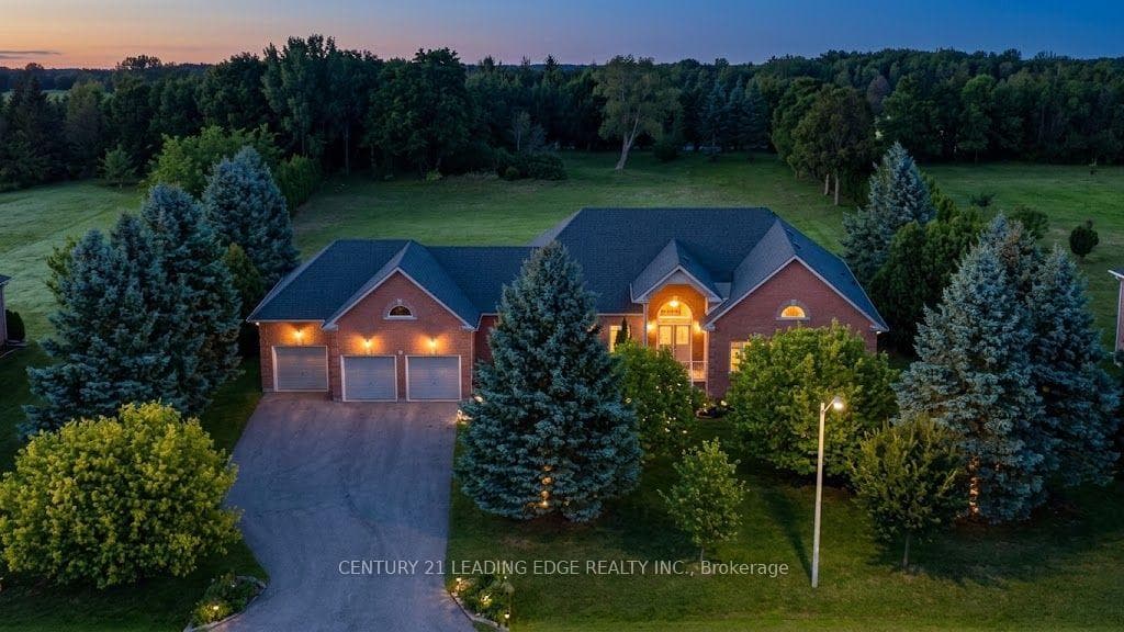 24 George Pipher Lane, Whitchurch-Stouffville, ON L4A 1M4