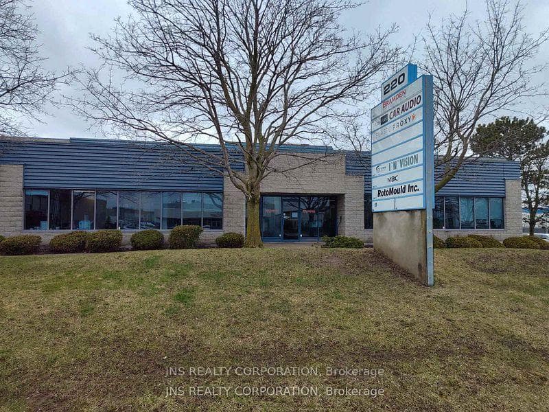 220 Pony Drive 1B, Newmarket, ON L3Y 7B6