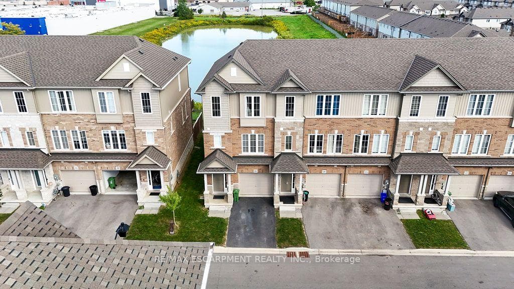 28 Canary Grass Boulevard, Hamilton, ON L0R 1P0