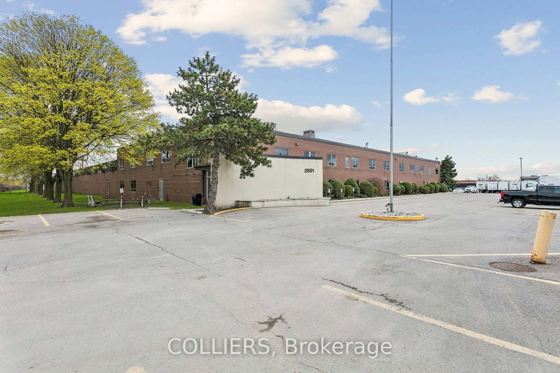 2501 Stanfield Road Opt. 3, Mississauga, ON L4Y 1R6