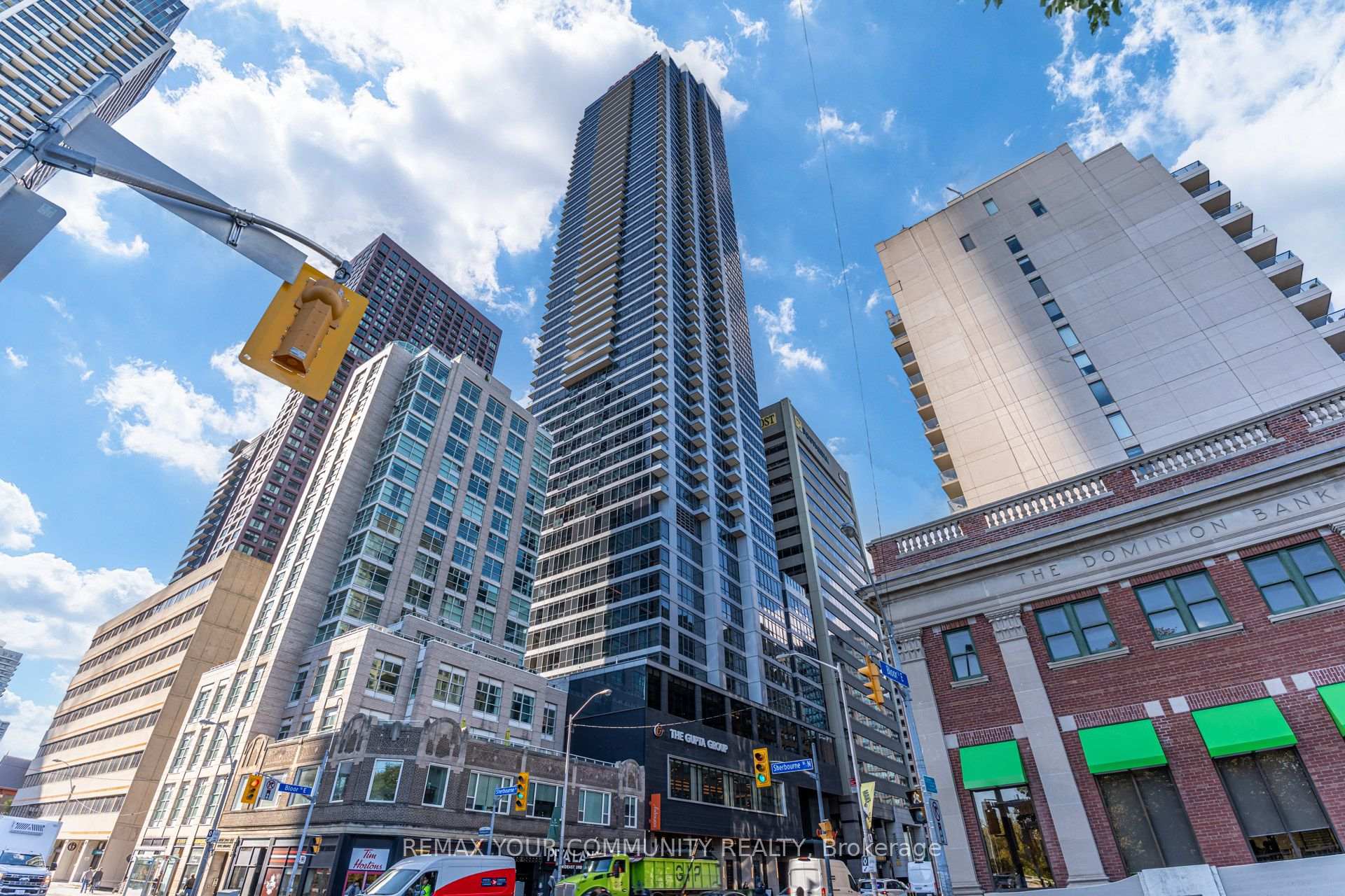 395 Bloor Street E 1706, Toronto, ON M4W 0B4