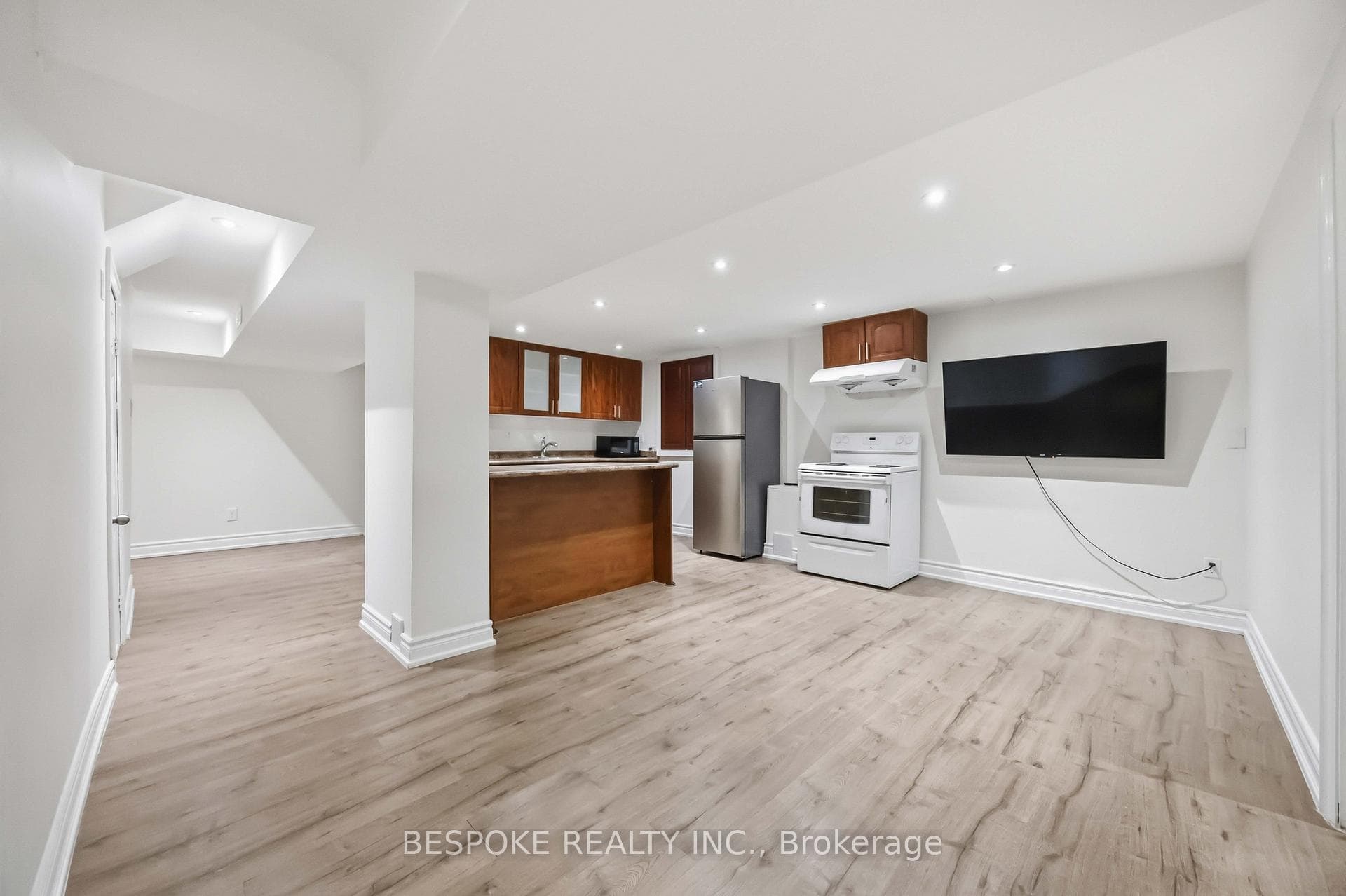 54 Mcinnes Crescent Bsmt, Toronto, ON M1B 5E8
