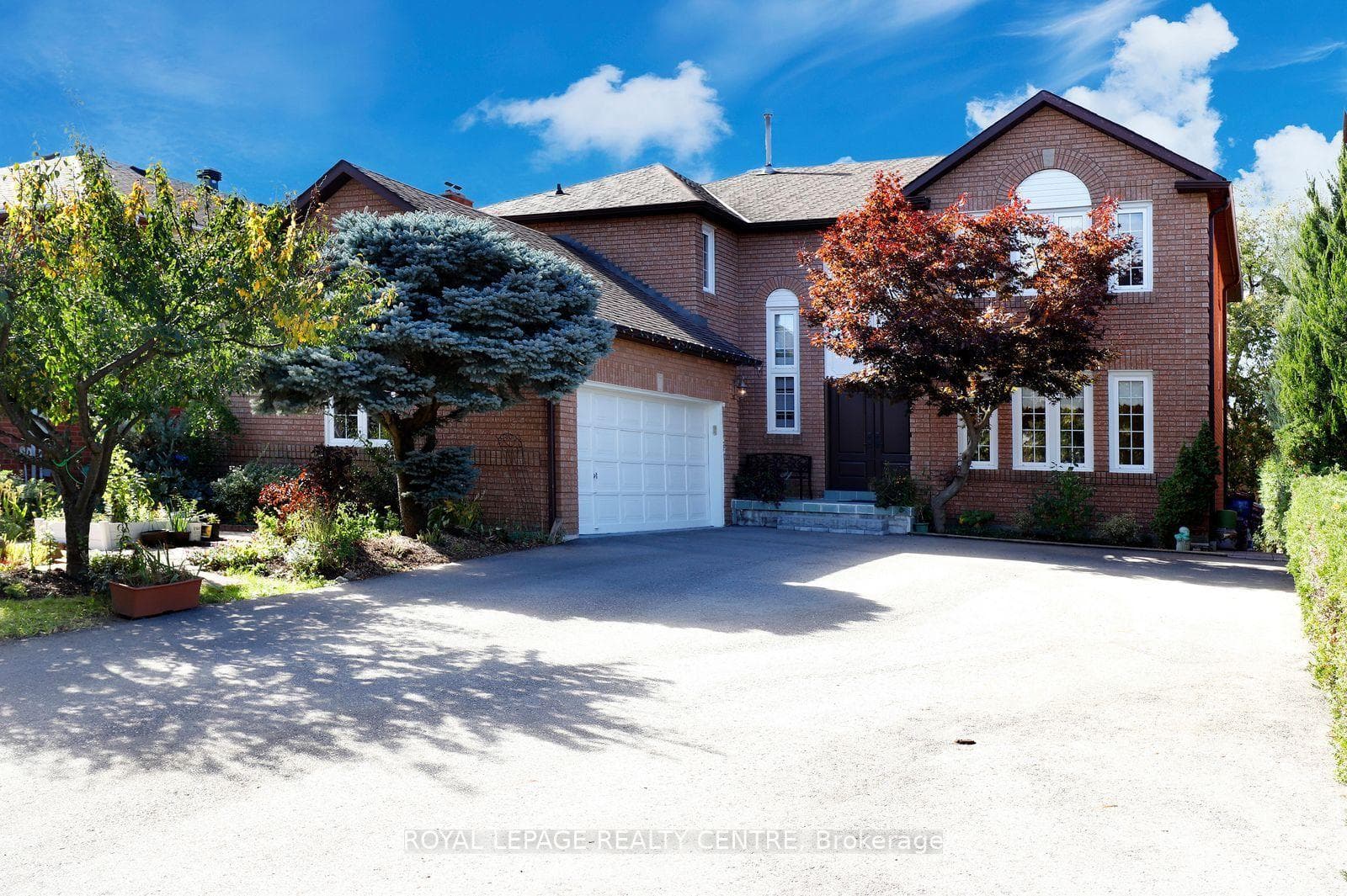 5680 Oldcastle Crescent, Mississauga, ON L5M 4X5