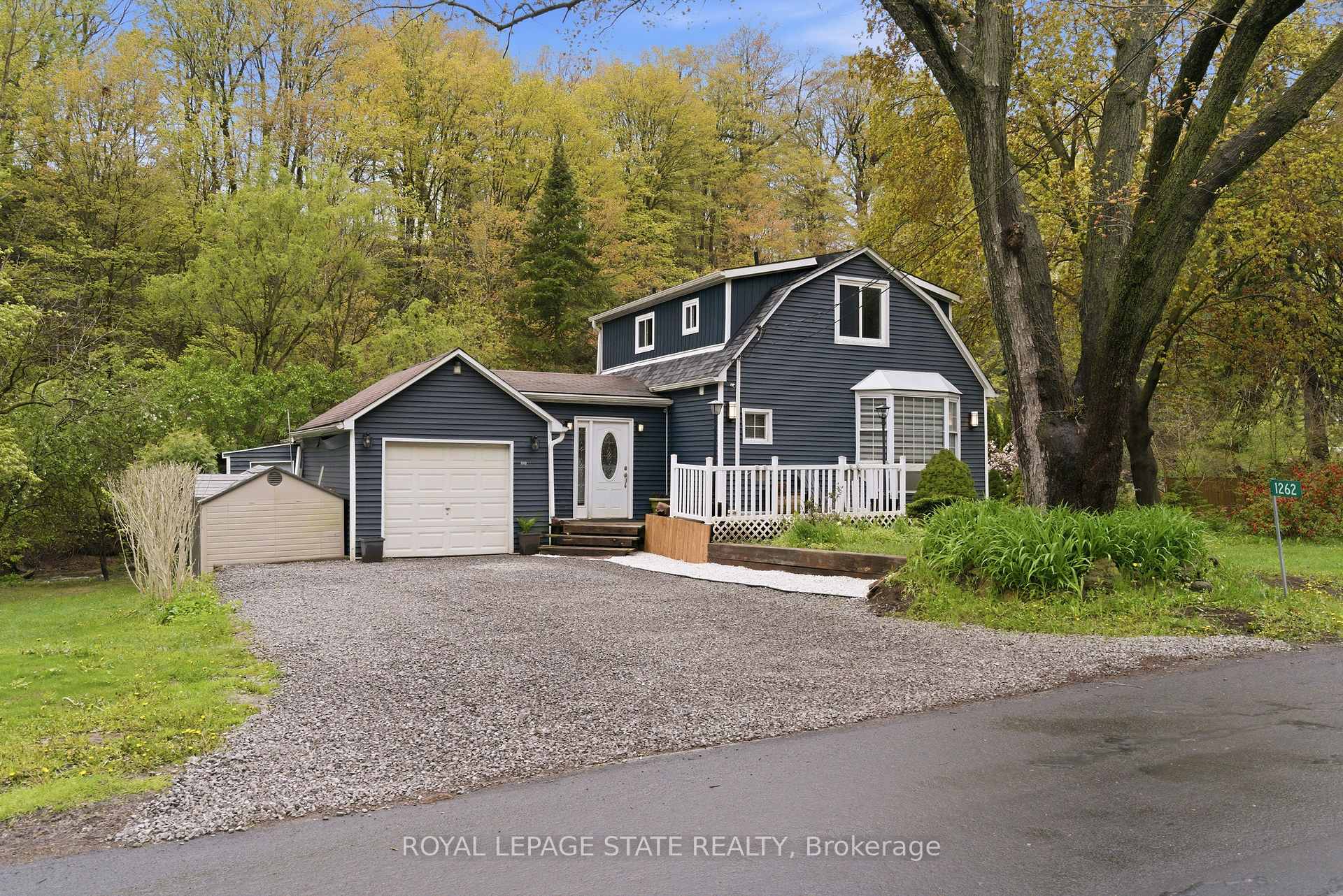 1262 Hidden Valley Road, Burlington, ON L7P 0T5