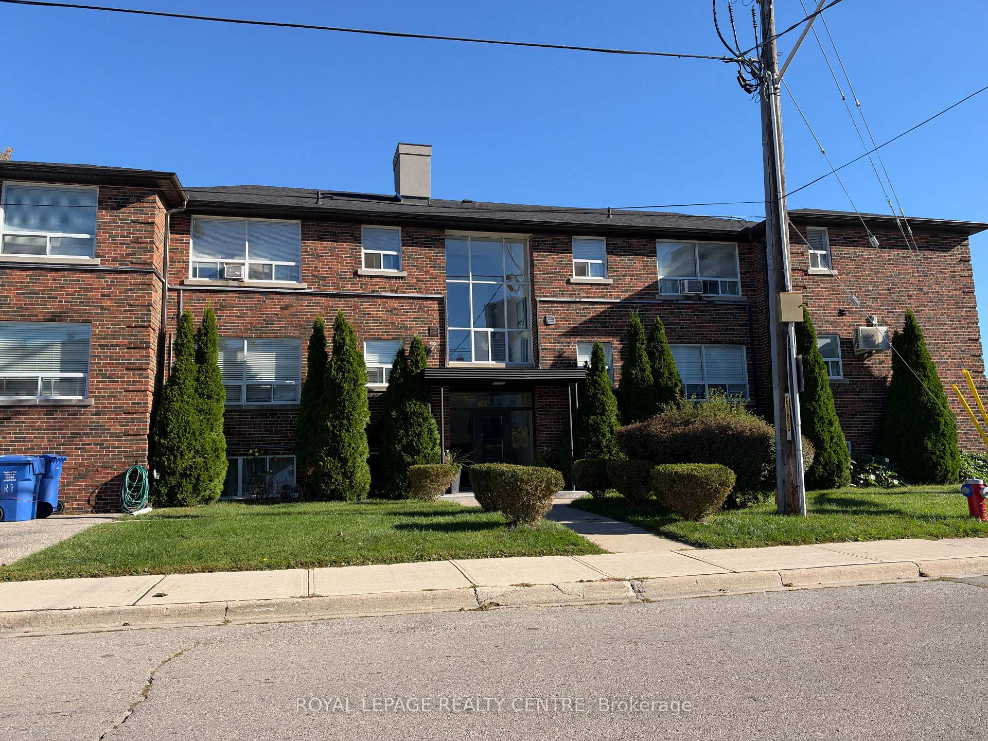 342 Lakeshore Road W 6, Mississauga, ON L5H 1H1