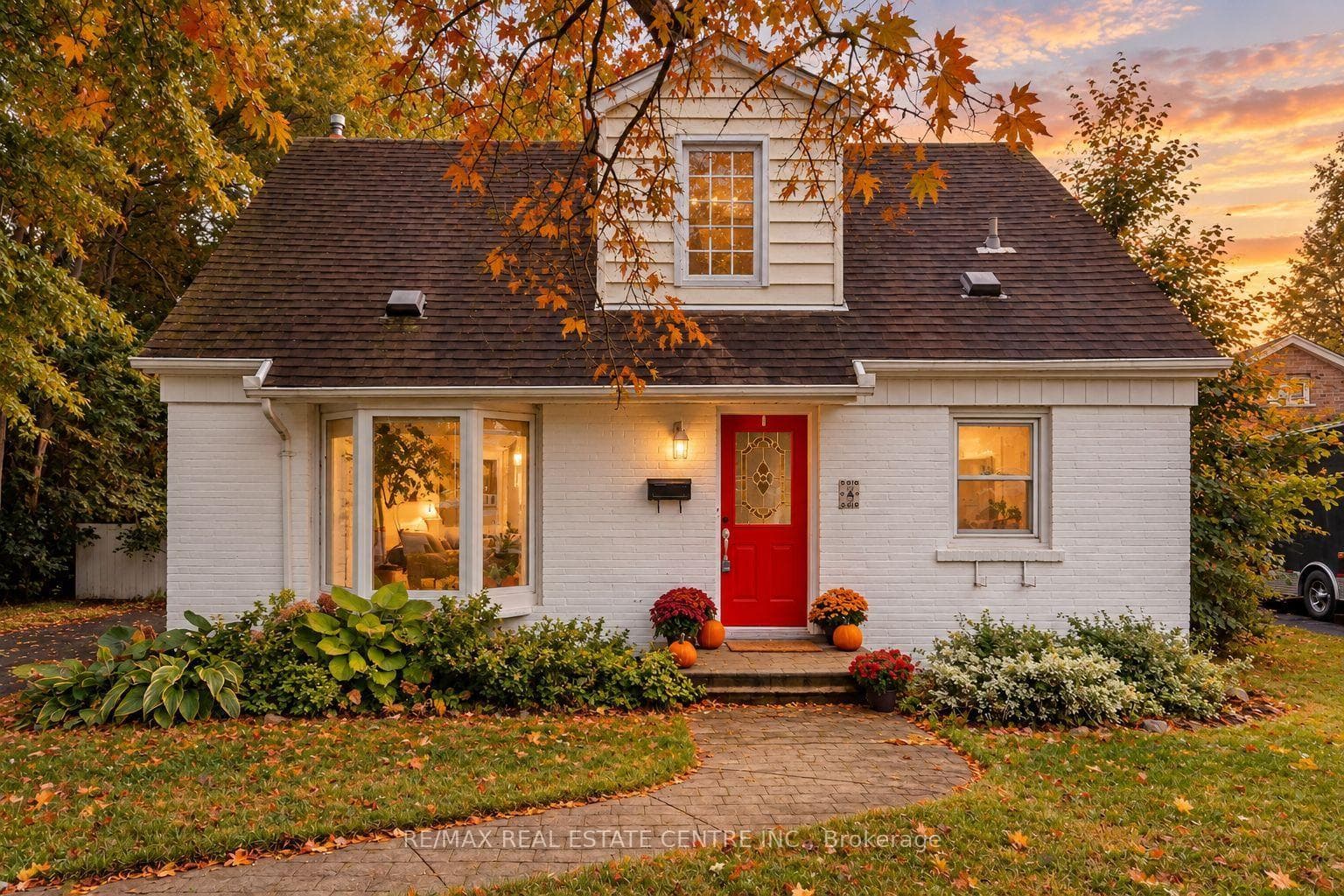 4 Lincoln Crescent, Guelph, ON N1E 1Y8