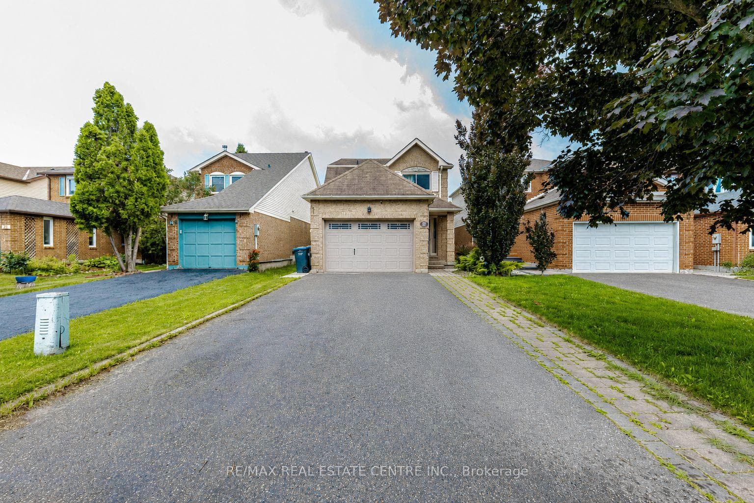 17 Scotia Drive #2, Brampton, ON L6Y 2W3