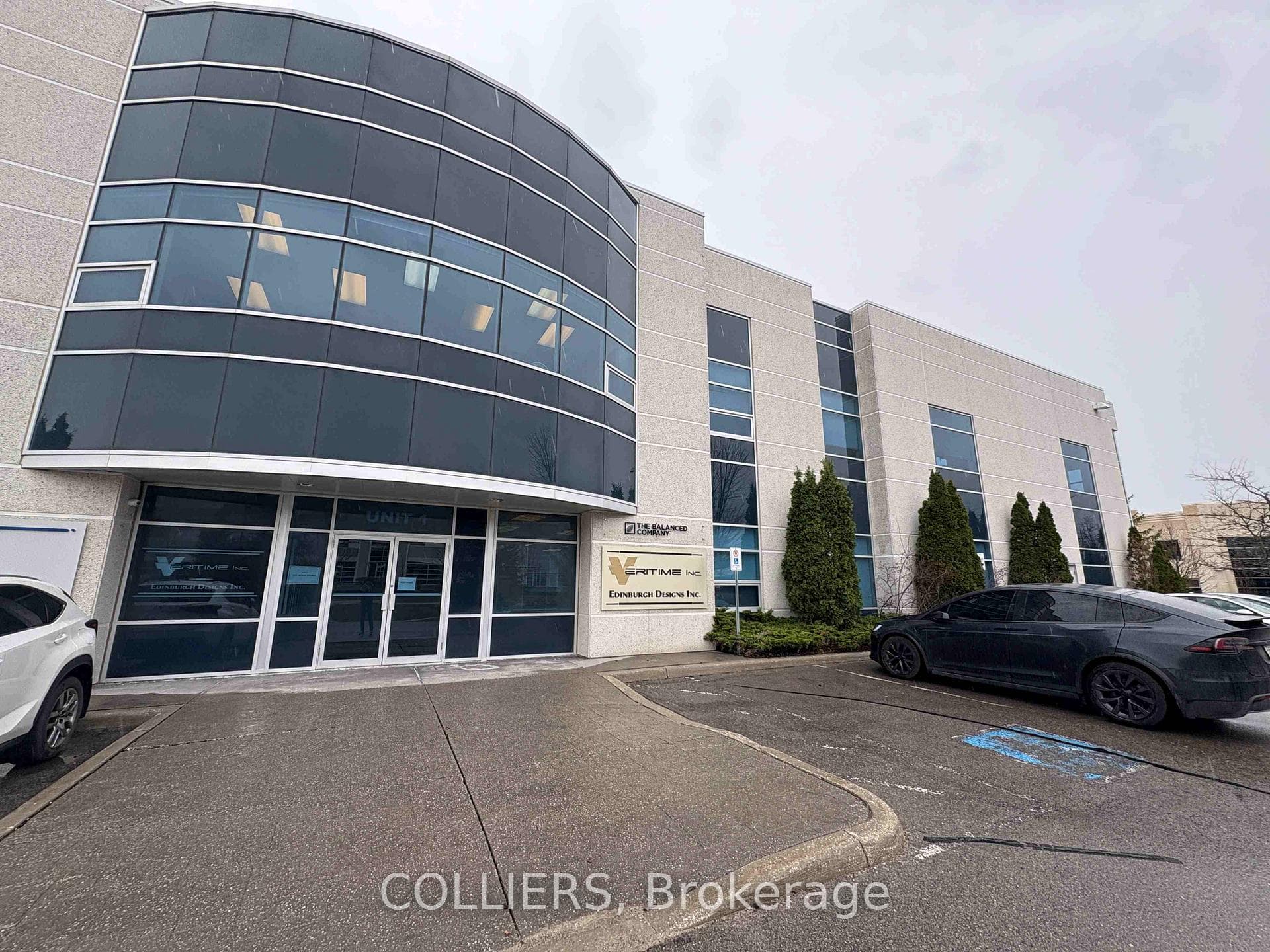 159 Don Hillock Drive Unit 1 - 2nd Floor, Aurora, ON L4G 0K2