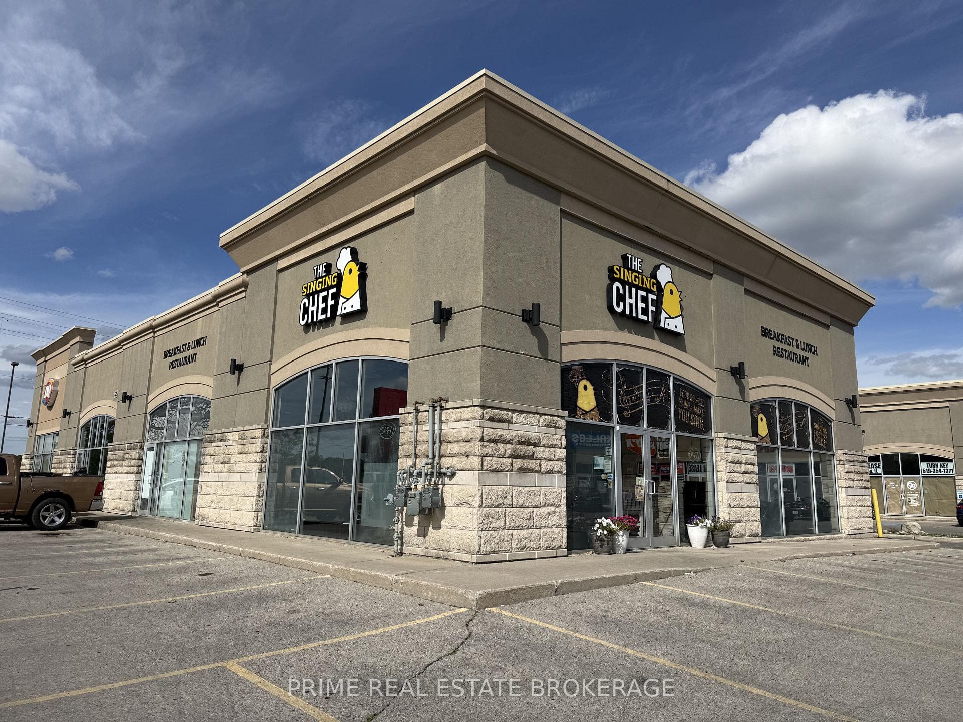 1426 Fanshawe Park Road W 3, London North, ON N6G 0A4