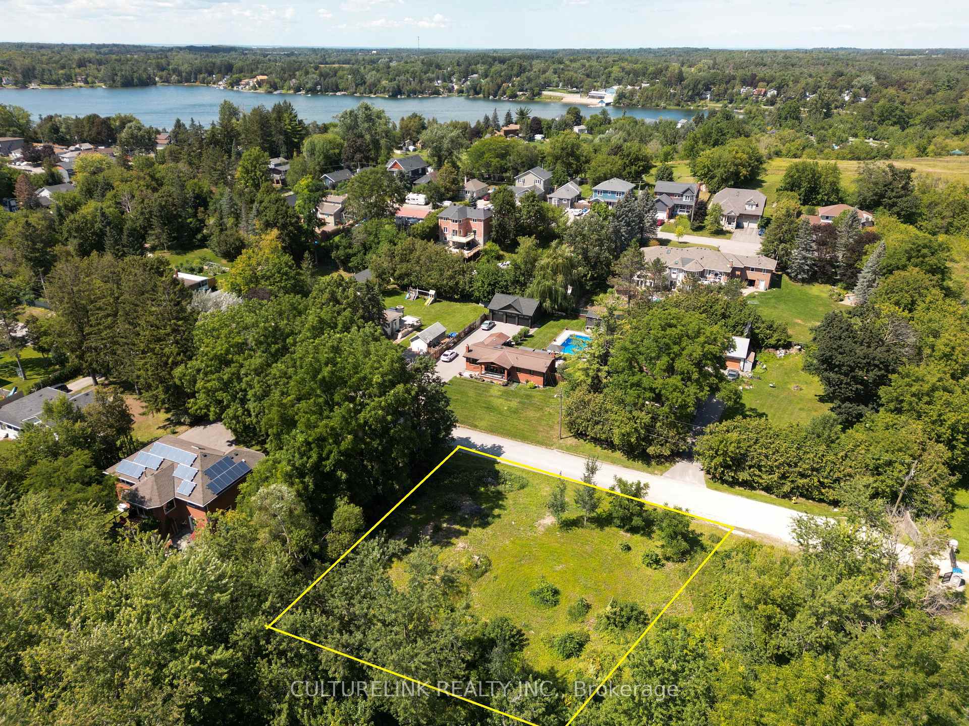 11 Victor Road, Whitchurch-Stouffville, ON L4A 7X3